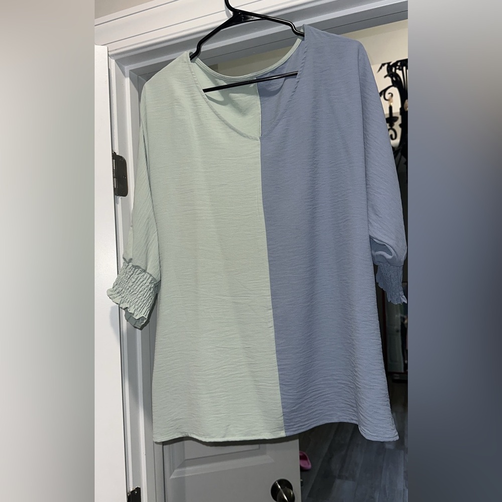 Never worn - XL blue and green top